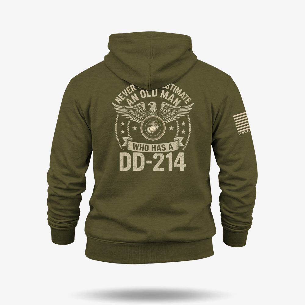 Never Underestimate An Old Man Us Marine Veteran Hoodie
